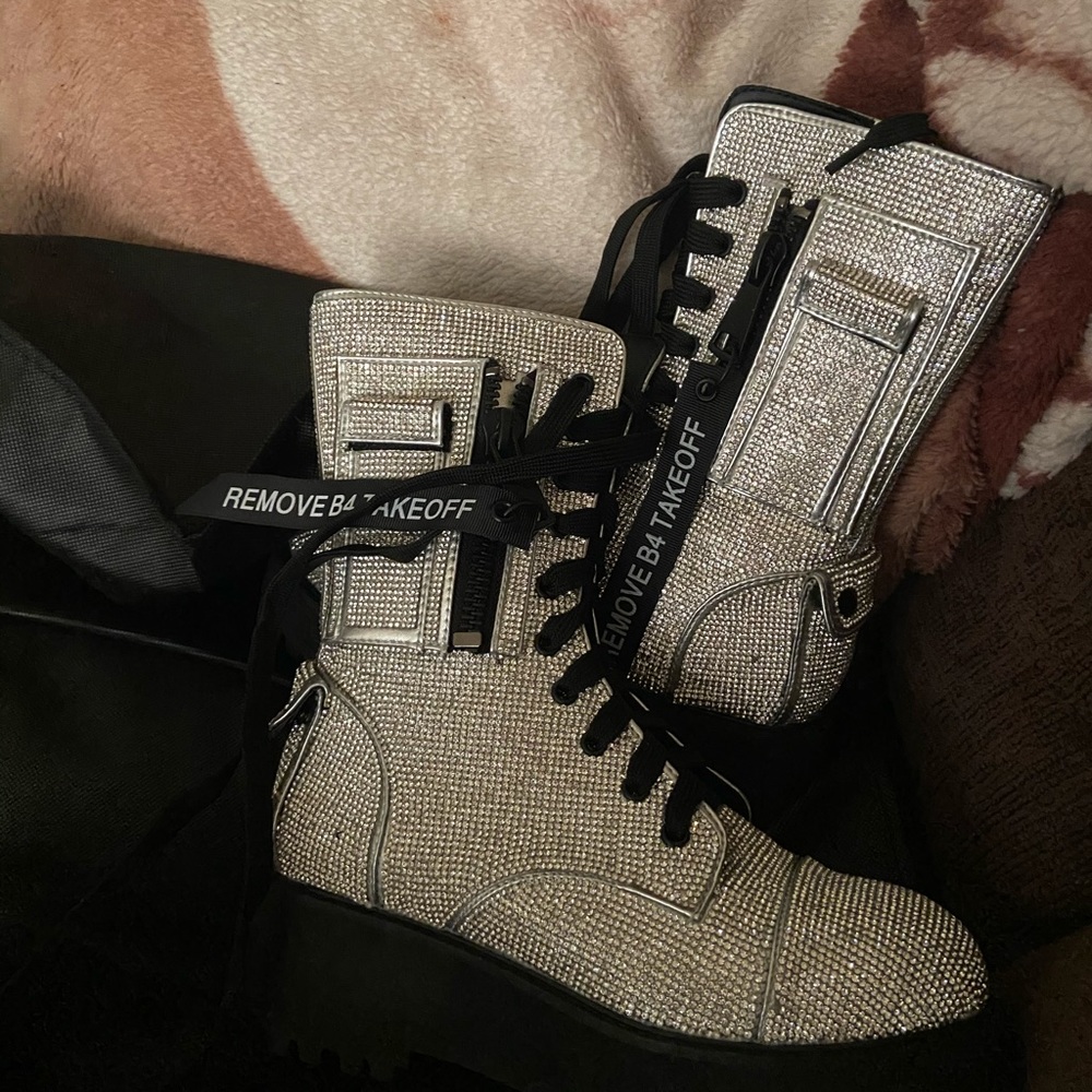 dollskill bling boots